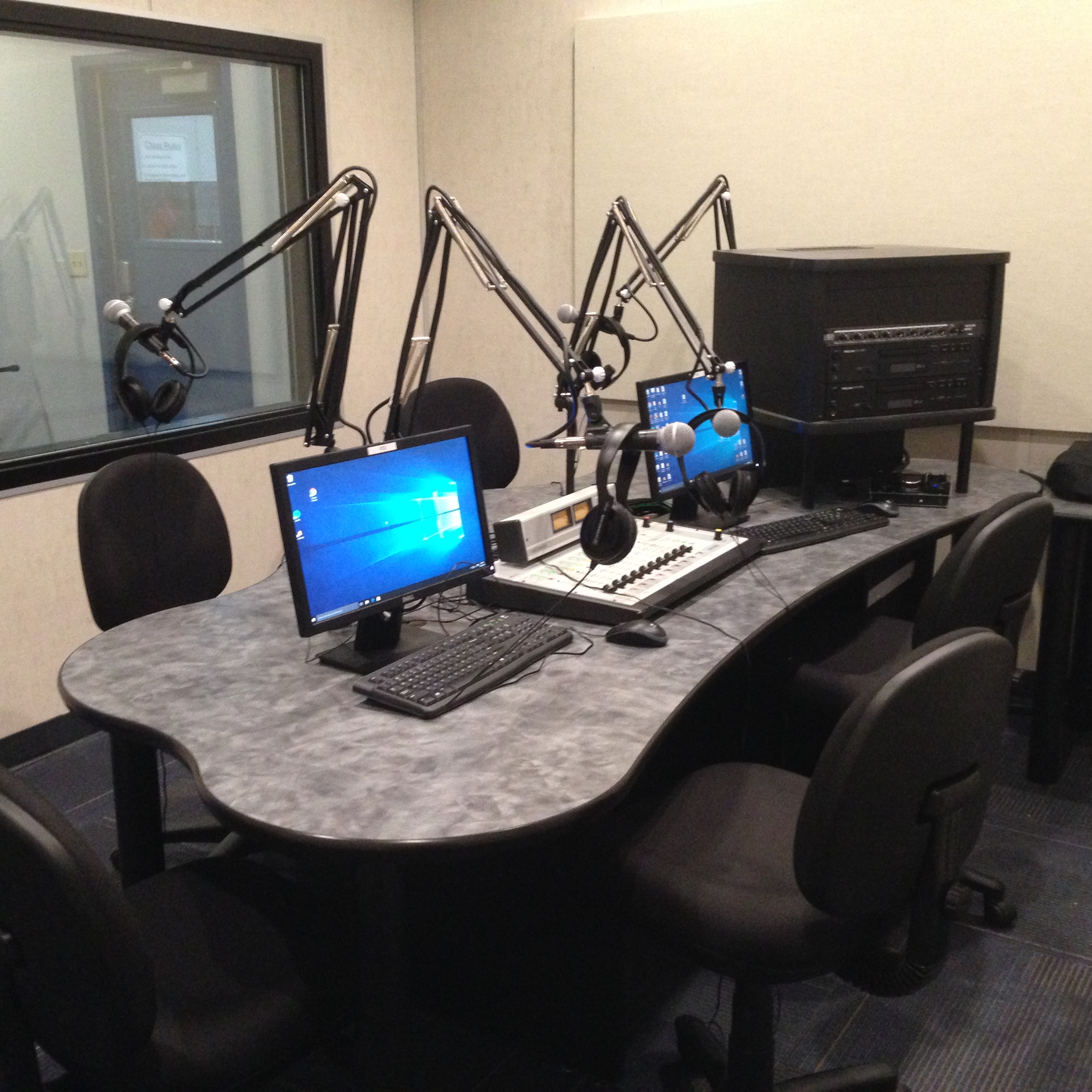 Radio Station Desk Diy Projects